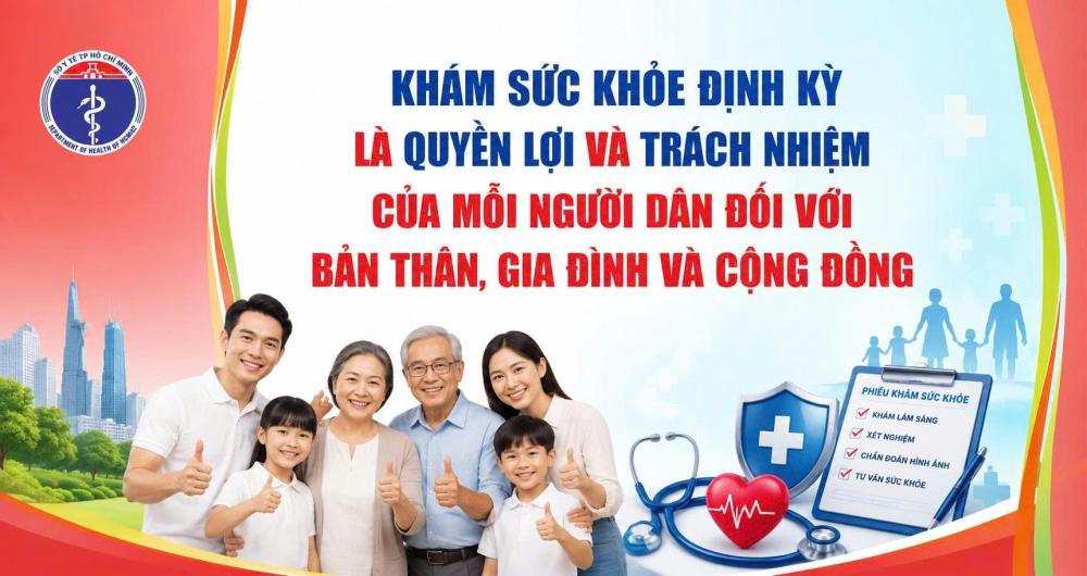 Nhiều người đội mưa đến dâng hương mộ Đại tướng trước ngày 27/7
